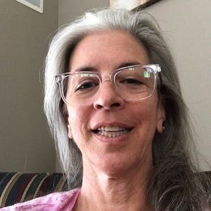 Meet your Posher, Lynn